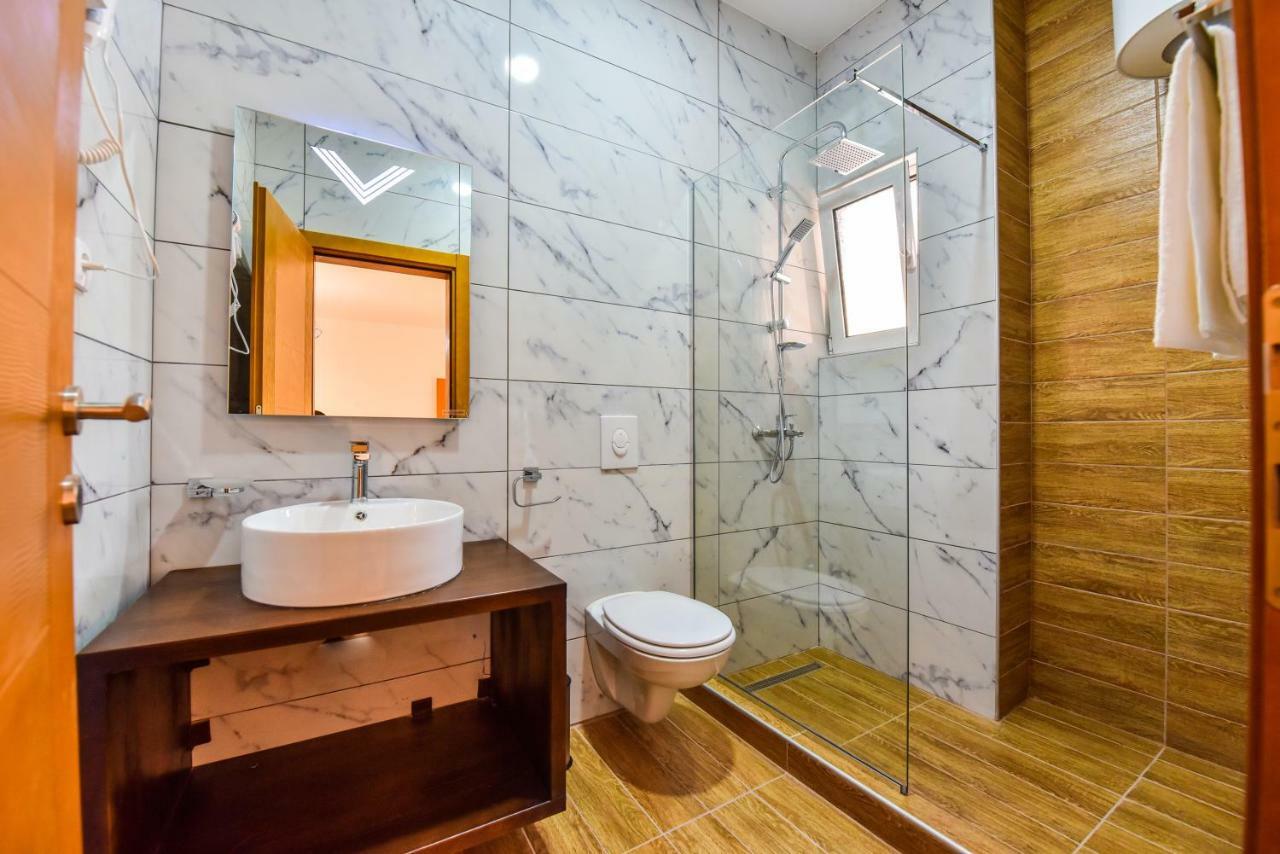 Dragovoja Lux Apartments & Rooms Ulcinj Eksteriør billede
