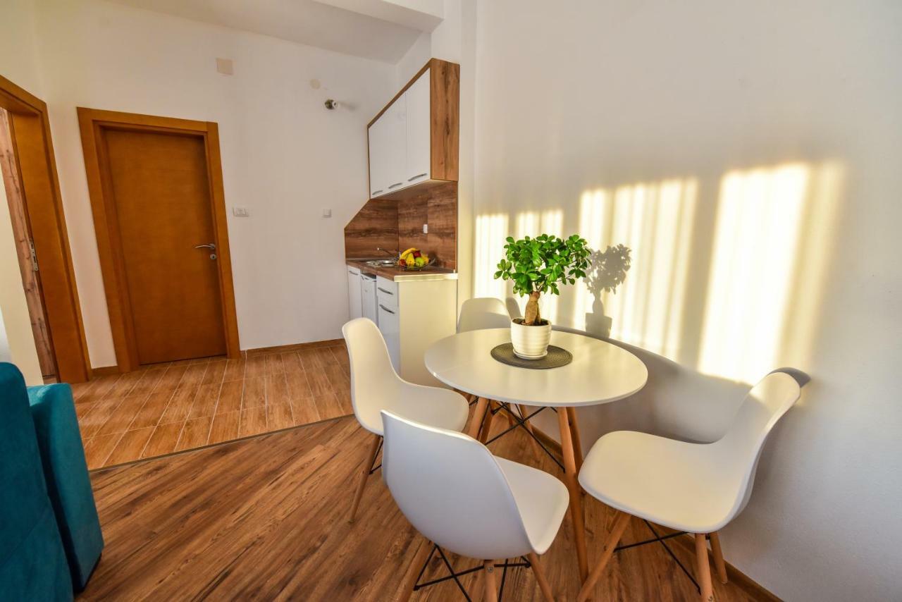 Dragovoja Lux Apartments & Rooms Ulcinj Eksteriør billede